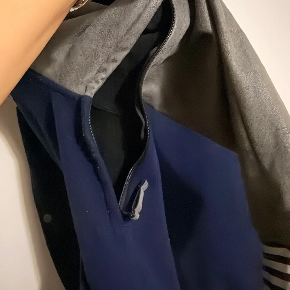 Burton - Analog Technical Fashion- Varsity Jacket - Picture 6 of 7